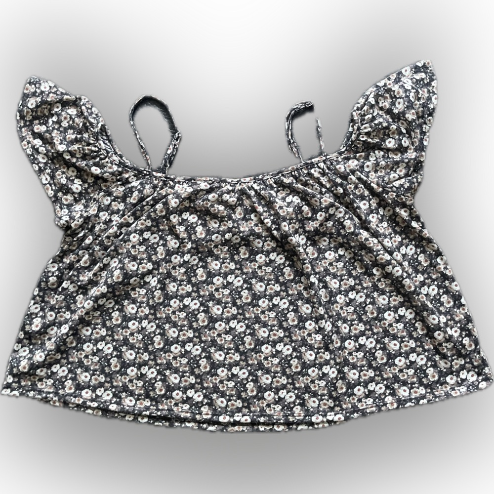 La Hearts Black and White Floral Crop Top
